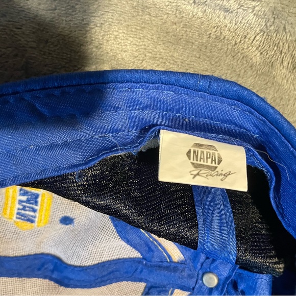 Napa NASCAR hat, driver Chase Elliott.Hendricks Motorsports . - Picture 8 of 8